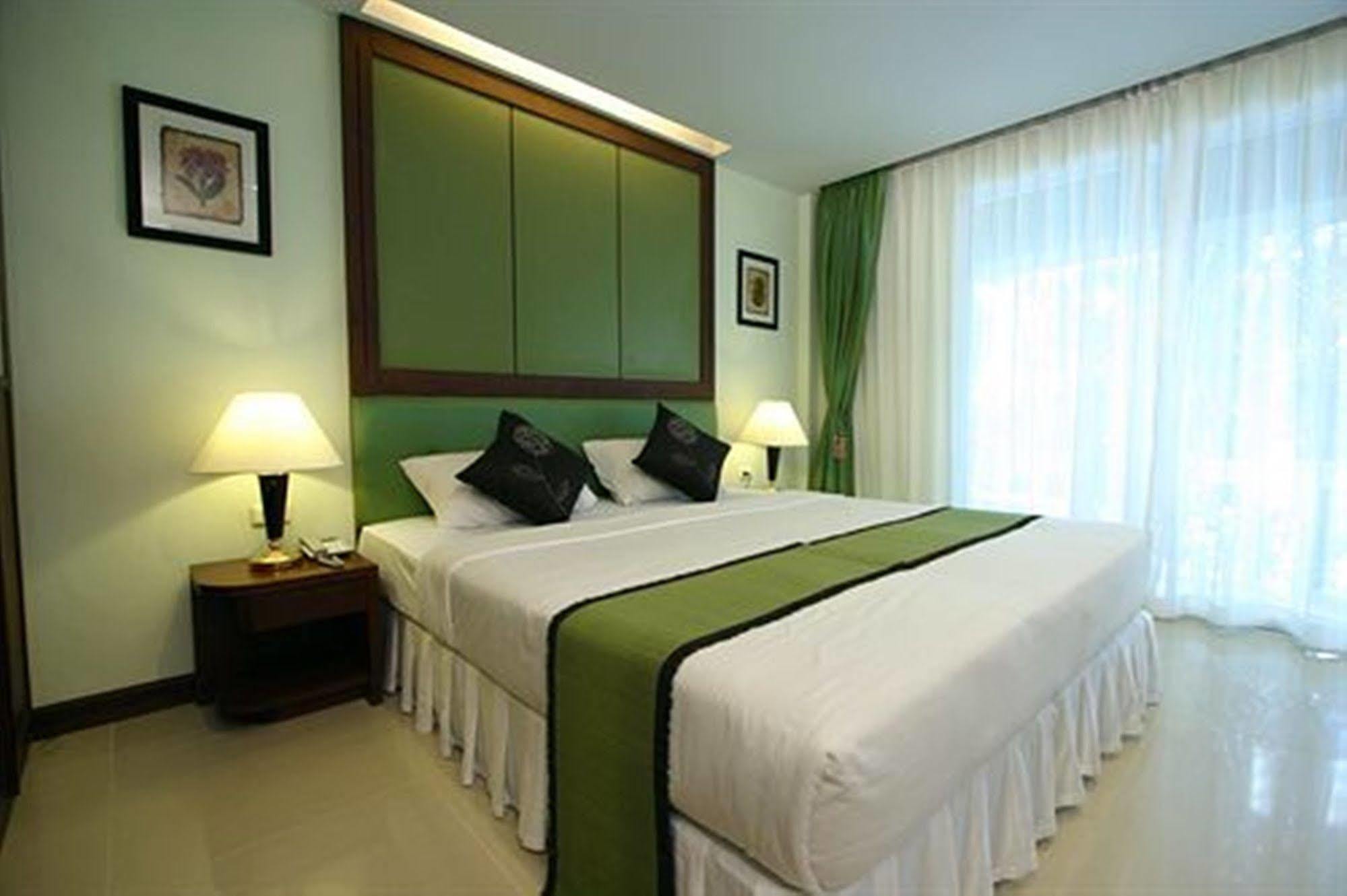 Windmill Resort Hotel Pattaya Εξωτερικό φωτογραφία