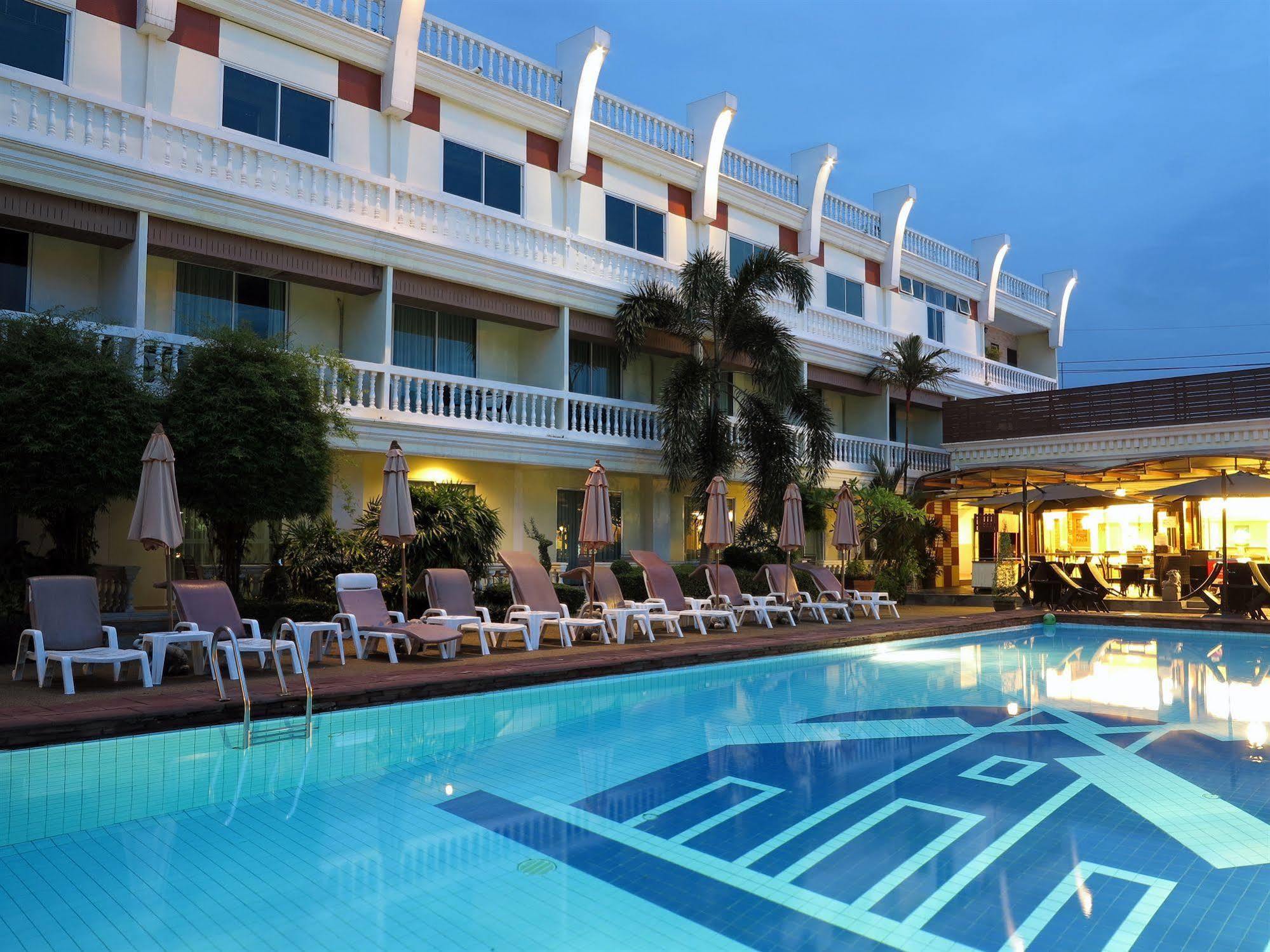 Windmill Resort Hotel Pattaya Εξωτερικό φωτογραφία